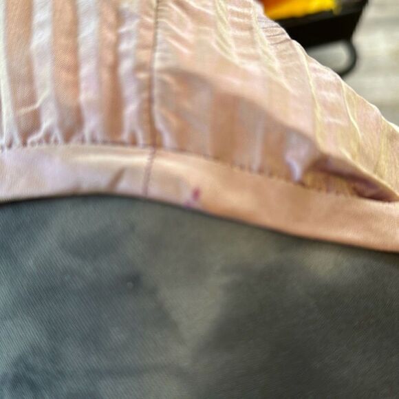 Badgley Mischka Pleated Iridescent Wrap Skirt Size 6 - Picture 4 of 5